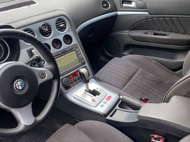 Чорний Альфа Ромео 159, об'ємом двигуна 1.91 л та пробігом 260 тис. км за 7000 $, фото 18 на Automoto.ua
