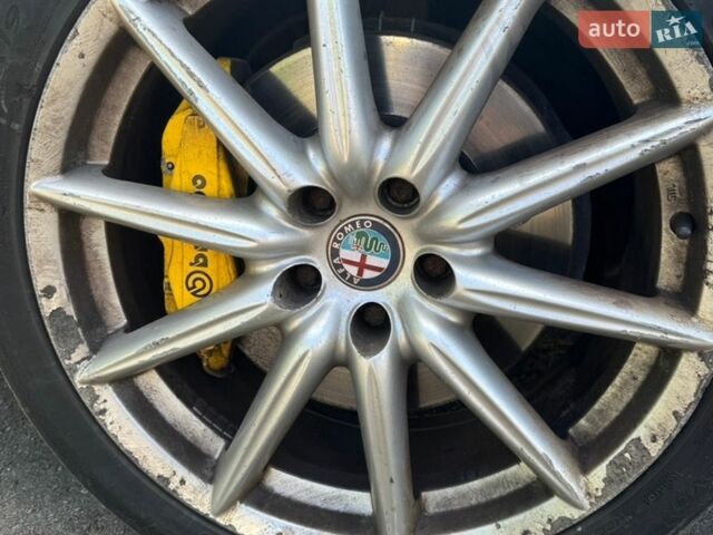 Черный Альфа Ромео 159, объемом двигателя 2.2 л и пробегом 272 тыс. км за 6000 $, фото 11 на Automoto.ua