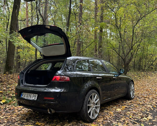 Альфа Ромео 159 2007 в Борисполе на Automoto.ua Черный Альфа Ромео 159, объемом двигателя 3.2 л и пробегом 178 тыс. км за 8900 $, фото 10 на Automoto.ua