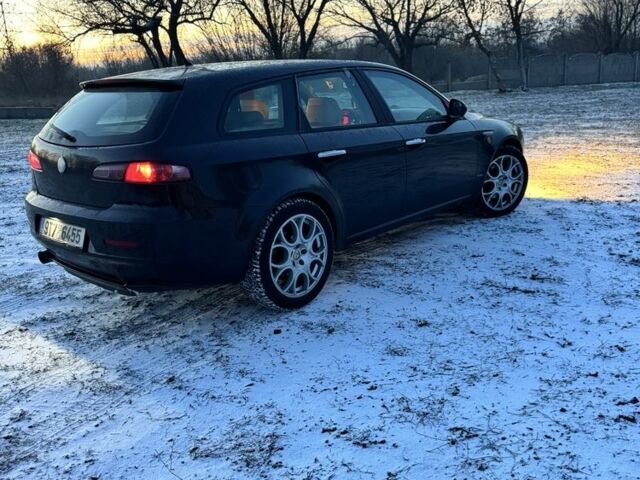 Черный Альфа Ромео 159, объемом двигателя 1.9 л и пробегом 250 тыс. км за 3600 $, фото 3 на Automoto.ua