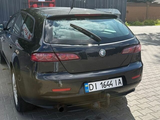 Чорний Альфа Ромео 159, об'ємом двигуна 1.91 л та пробігом 390 тис. км за 4800 $, фото 4 на Automoto.ua