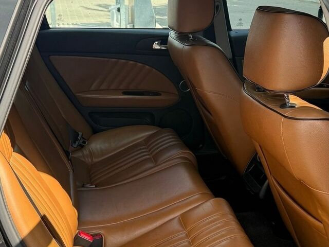 Чорний Альфа Ромео 159, об'ємом двигуна 1.91 л та пробігом 390 тис. км за 4800 $, фото 6 на Automoto.ua