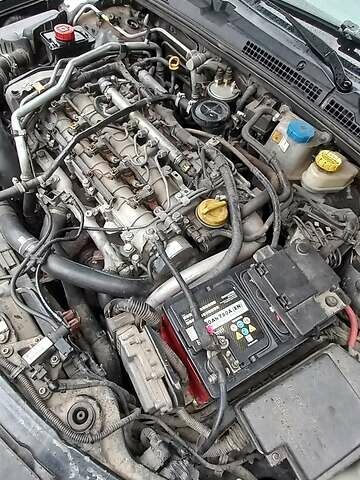Чорний Альфа Ромео 159, об'ємом двигуна 2.4 л та пробігом 221 тис. км за 6200 $, фото 15 на Automoto.ua