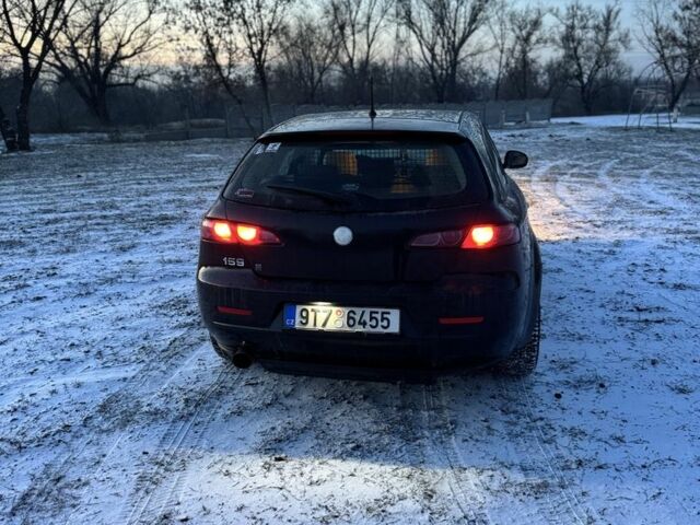 Черный Альфа Ромео 159, объемом двигателя 1.9 л и пробегом 250 тыс. км за 3600 $, фото 4 на Automoto.ua