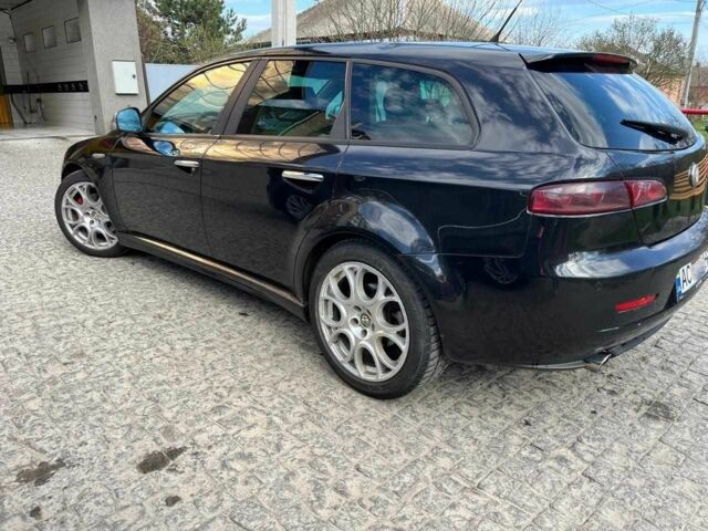 Черный Альфа Ромео 159, объемом двигателя 1.9 л и пробегом 315 тыс. км за 3000 $, фото 5 на Automoto.ua