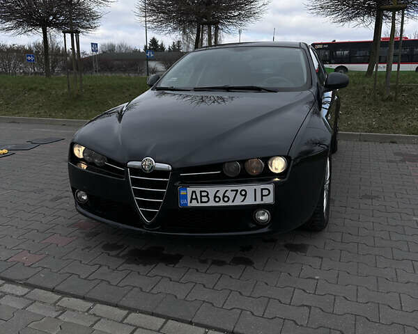 Чорний Альфа Ромео 159, об'ємом двигуна 1.8 л та пробігом 203 тис. км за 6500 $, фото 1 на Automoto.ua