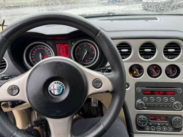 Черный Альфа Ромео 159, объемом двигателя 1.9 л и пробегом 320 тыс. км за 2500 $, фото 12 на Automoto.ua