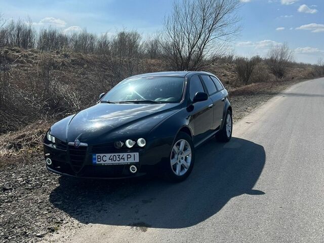 Чорний Альфа Ромео 159, об'ємом двигуна 1.9 л та пробігом 265 тис. км за 6000 $, фото 3 на Automoto.ua
