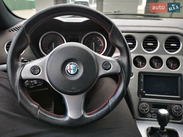 Черный Альфа Ромео 159, объемом двигателя 1.91 л и пробегом 198 тыс. км за 6400 $, фото 2 на Automoto.ua