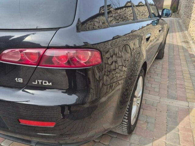 Чорний Альфа Ромео 159, об'ємом двигуна 1.91 л та пробігом 224 тис. км за 6500 $, фото 2 на Automoto.ua