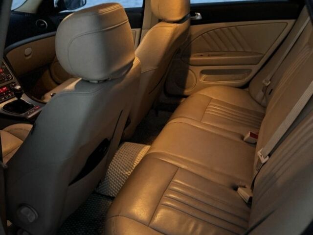 Чорний Альфа Ромео 159, об'ємом двигуна 1.9 л та пробігом 1 тис. км за 2600 $, фото 5 на Automoto.ua