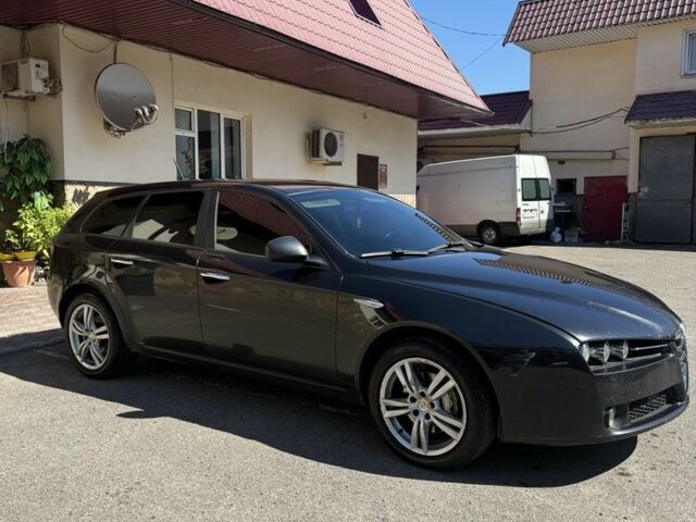 Чорний Альфа Ромео 159, об'ємом двигуна 1.9 л та пробігом 315 тис. км за 3990 $, фото 3 на Automoto.ua