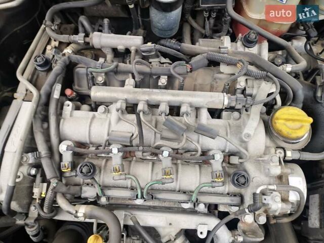 Черный Альфа Ромео 159, объемом двигателя 1.91 л и пробегом 198 тыс. км за 6400 $, фото 20 на Automoto.ua