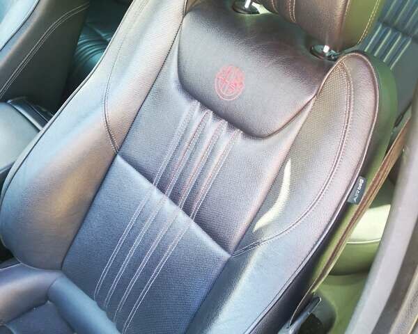 Черный Альфа Ромео 159, объемом двигателя 1.91 л и пробегом 198 тыс. км за 6400 $, фото 7 на Automoto.ua