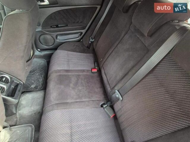 Черный Альфа Ромео 159, объемом двигателя 1.91 л и пробегом 224 тыс. км за 6500 $, фото 11 на Automoto.ua