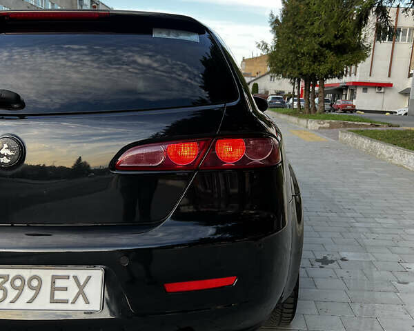 Чорний Альфа Ромео 159, об'ємом двигуна 1.91 л та пробігом 147 тис. км за 6600 $, фото 22 на Automoto.ua