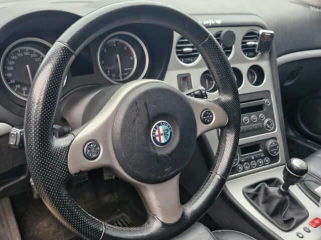 Чорний Альфа Ромео 159, об'ємом двигуна 0 л та пробігом 172 тис. км за 2990 $, фото 6 на Automoto.ua