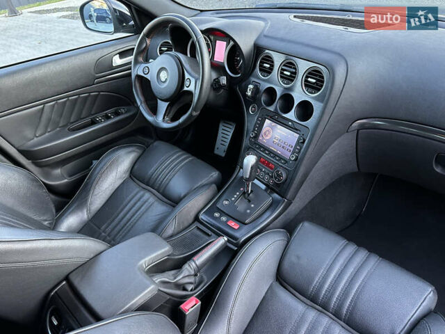 Альфа Ромео 159 2010 в Луцке на Automoto.ua Черный Альфа Ромео 159, объемом двигателя 2.4 л и пробегом 133 тыс. км за 10700 $, фото 59 на Automoto.ua