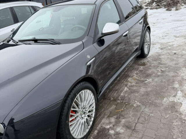 Черный Альфа Ромео 159, объемом двигателя 2 л и пробегом 270 тыс. км за 7000 $, фото 5 на Automoto.ua