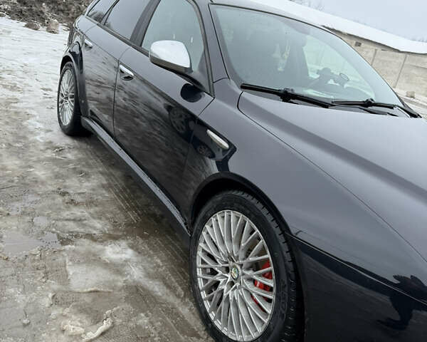 Черный Альфа Ромео 159, объемом двигателя 2 л и пробегом 270 тыс. км за 8200 $, фото 12 на Automoto.ua