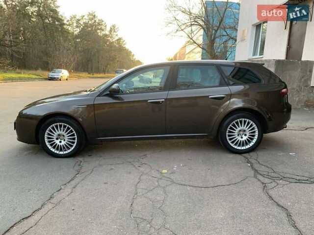 Коричневый Альфа Ромео 159, объемом двигателя 1.9 л и пробегом 216 тыс. км за 6700 $, фото 4 на Automoto.ua