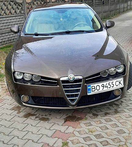 Коричневий Альфа Ромео 159, об'ємом двигуна 1.9 л та пробігом 263 тис. км за 5549 $, фото 2 на Automoto.ua