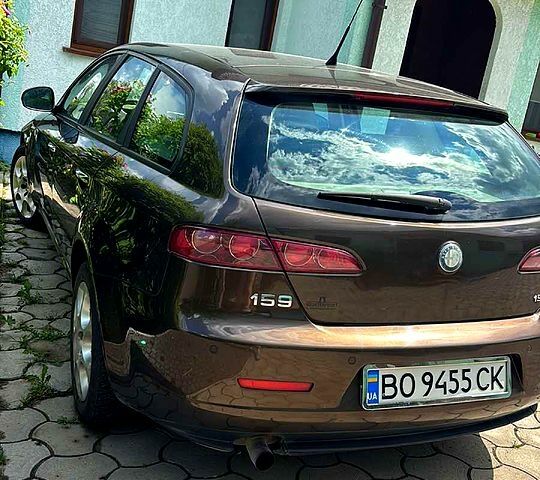 Коричневий Альфа Ромео 159, об'ємом двигуна 1.9 л та пробігом 263 тис. км за 5549 $, фото 1 на Automoto.ua