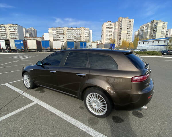 Коричневый Альфа Ромео 159, объемом двигателя 1.9 л и пробегом 216 тыс. км за 6300 $, фото 1 на Automoto.ua