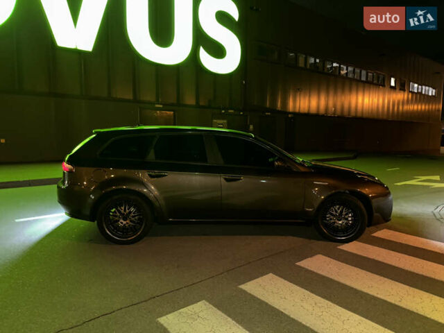 Коричневый Альфа Ромео 159, объемом двигателя 1.9 л и пробегом 216 тыс. км за 6300 $, фото 23 на Automoto.ua