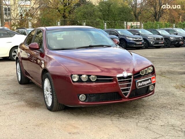 Красный Альфа Ромео 159, объемом двигателя 1.9 л и пробегом 288 тыс. км за 6190 $, фото 2 на Automoto.ua