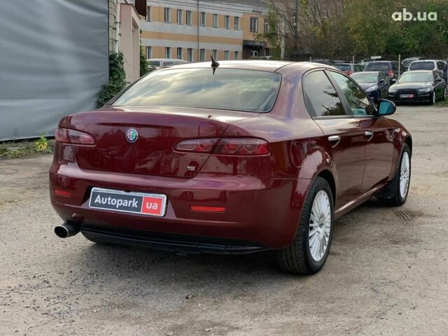 Красный Альфа Ромео 159, объемом двигателя 1.9 л и пробегом 288 тыс. км за 6190 $, фото 4 на Automoto.ua