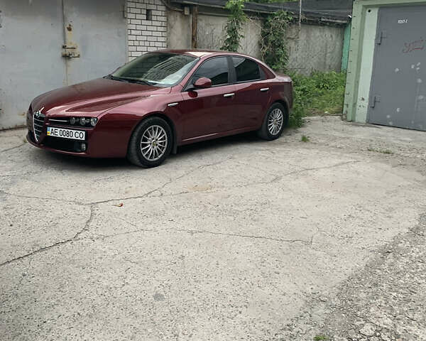 Красный Альфа Ромео 159, объемом двигателя 2.2 л и пробегом 157 тыс. км за 4000 $, фото 10 на Automoto.ua