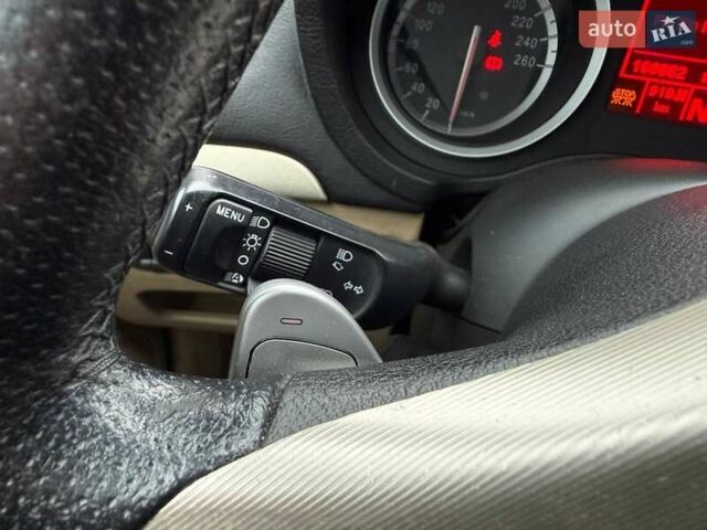 Красный Альфа Ромео 159, объемом двигателя 2.2 л и пробегом 167 тыс. км за 6500 $, фото 21 на Automoto.ua