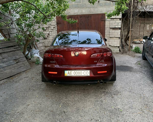 Красный Альфа Ромео 159, объемом двигателя 2.2 л и пробегом 157 тыс. км за 4000 $, фото 4 на Automoto.ua