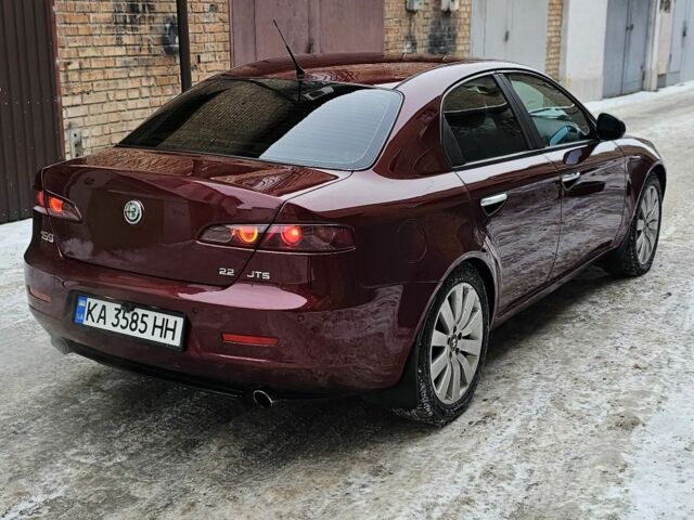 Червоний Альфа Ромео 159, об'ємом двигуна 2.2 л та пробігом 241 тис. км за 5850 $, фото 3 на Automoto.ua
