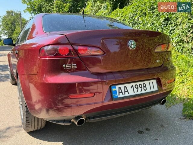 Красный Альфа Ромео 159, объемом двигателя 2.2 л и пробегом 169 тыс. км за 8300 $, фото 4 на Automoto.ua