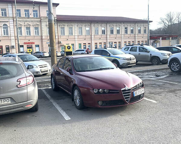 Красный Альфа Ромео 159, объемом двигателя 2.2 л и пробегом 157 тыс. км за 4000 $, фото 21 на Automoto.ua