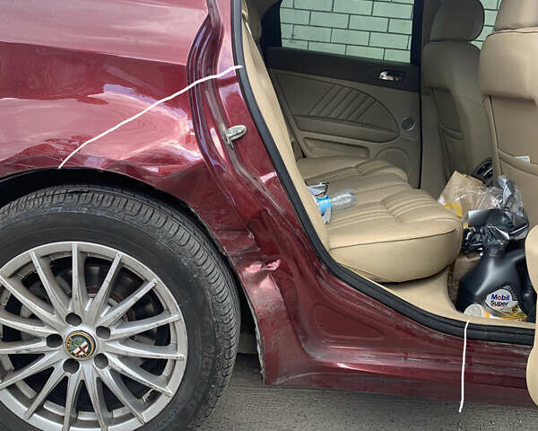 Красный Альфа Ромео 159, объемом двигателя 2.2 л и пробегом 157 тыс. км за 4000 $, фото 15 на Automoto.ua