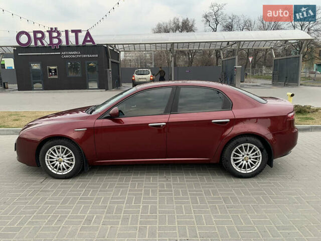 Красный Альфа Ромео 159, объемом двигателя 2.2 л и пробегом 157 тыс. км за 4000 $, фото 28 на Automoto.ua