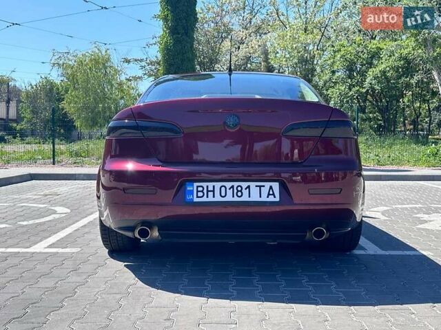 Червоний Альфа Ромео 159, об'ємом двигуна 2.2 л та пробігом 200 тис. км за 7500 $, фото 6 на Automoto.ua