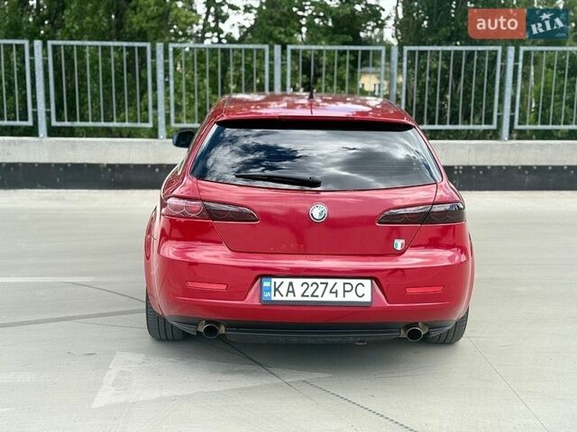 Червоний Альфа Ромео 159, об'ємом двигуна 1.9 л та пробігом 300 тис. км за 5600 $, фото 10 на Automoto.ua