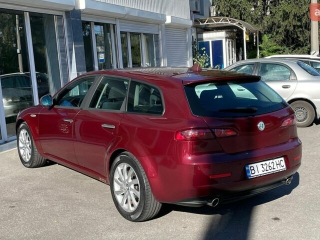 Червоний Альфа Ромео 159, об'ємом двигуна 2.2 л та пробігом 246 тис. км за 5900 $, фото 4 на Automoto.ua