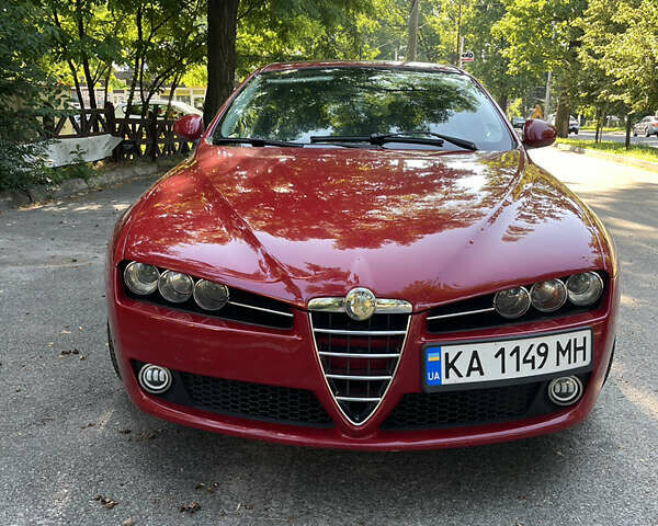 Красный Альфа Ромео 159, объемом двигателя 1.91 л и пробегом 270 тыс. км за 7000 $, фото 1 на Automoto.ua
