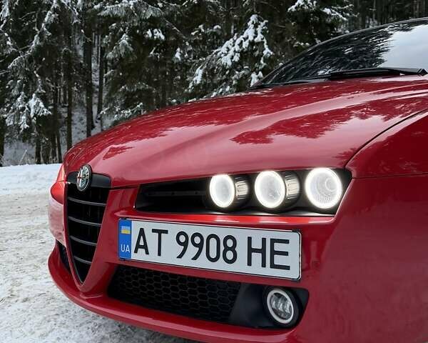 Червоний Альфа Ромео 159, об'ємом двигуна 2.39 л та пробігом 265 тис. км за 8300 $, фото 7 на Automoto.ua