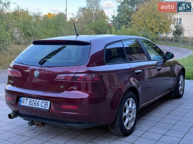 Красный Альфа Ромео 159, объемом двигателя 1.91 л и пробегом 240 тыс. км за 5500 $, фото 10 на Automoto.ua