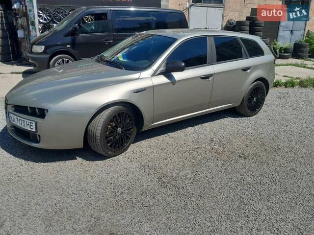 Альфа Ромео 159, об'ємом двигуна 2.2 л та пробігом 179 тис. км за 4999 $, фото 6 на Automoto.ua