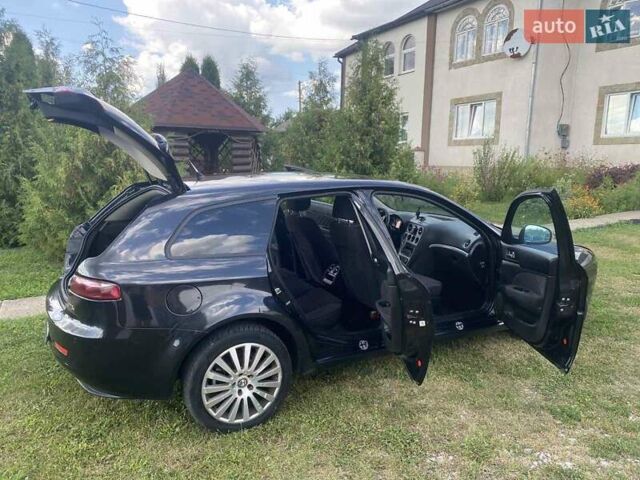 Альфа Ромео 159, объемом двигателя 1.9 л и пробегом 220 тыс. км за 6600 $, фото 16 на Automoto.ua