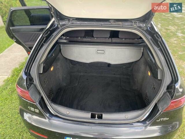 Альфа Ромео 159, объемом двигателя 1.9 л и пробегом 220 тыс. км за 6600 $, фото 13 на Automoto.ua