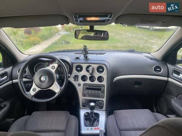 Альфа Ромео 159, объемом двигателя 1.9 л и пробегом 220 тыс. км за 6600 $, фото 22 на Automoto.ua