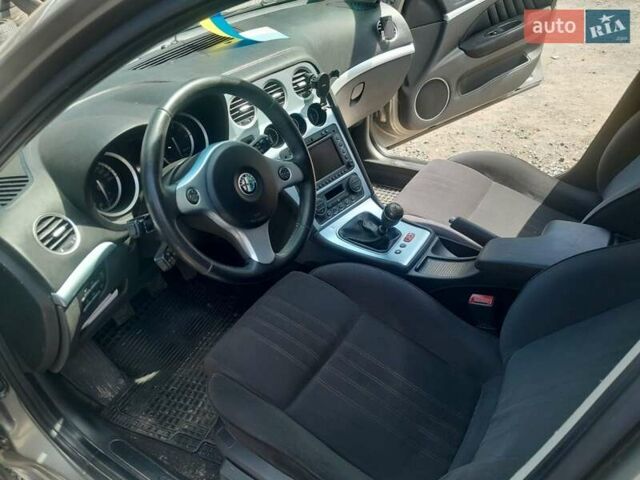 Альфа Ромео 159, об'ємом двигуна 2.2 л та пробігом 179 тис. км за 4999 $, фото 18 на Automoto.ua